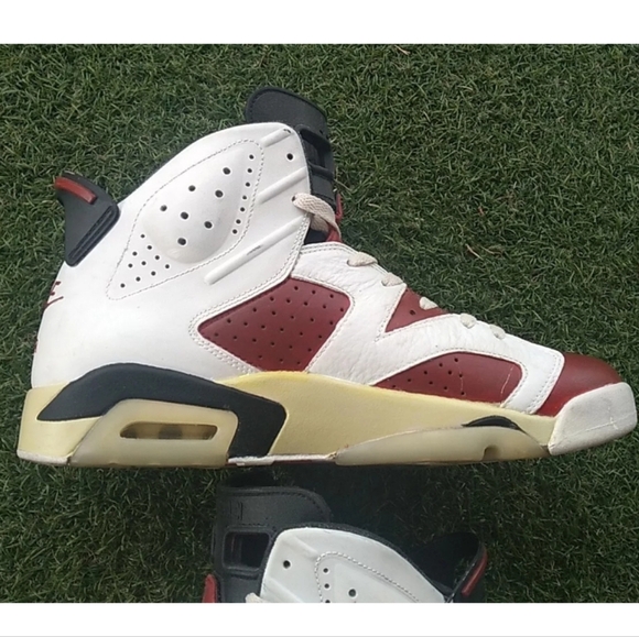 Air Jordan 6 Retro 'Maroon' (2015)Size 11 "Custom Carmine" OG Vintage look - Picture 6 of 9
